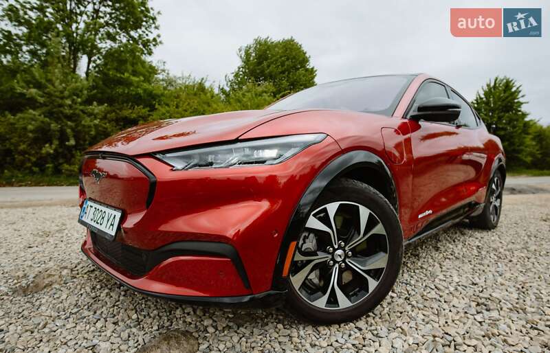 Внедорожник / Кроссовер Ford Mustang Mach-E 2021 в 