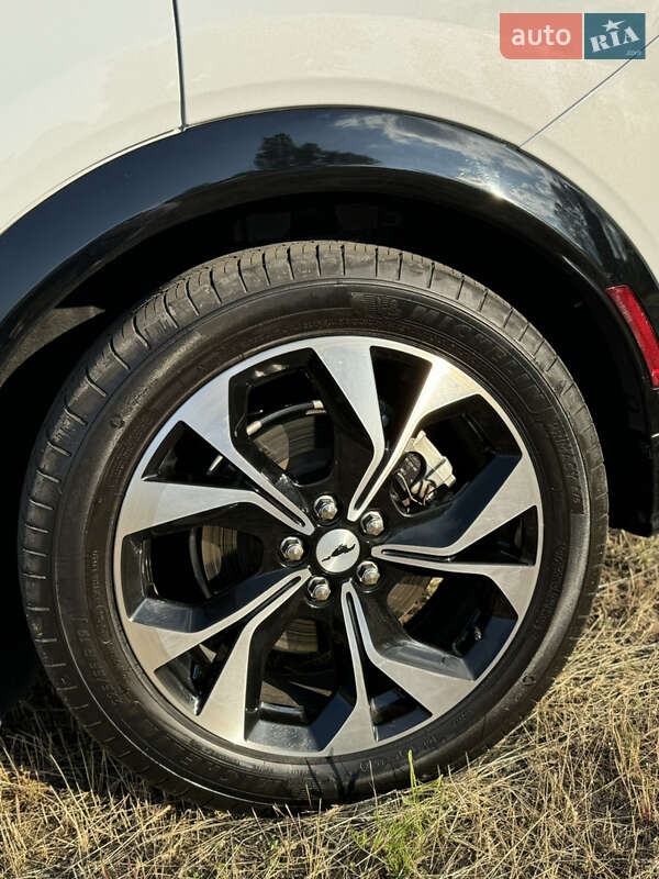 Внедорожник / Кроссовер Ford Mustang Mach-E 2023 в Каменском фото 5 Внедорожник / Кроссовер Ford Mustang Mach-E 2023 в Каменском