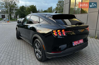Позашляховик / Кросовер Ford Mustang Mach-E 2022 в 