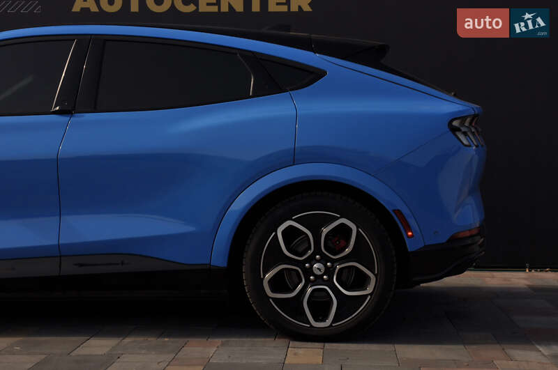 Внедорожник / Кроссовер Ford Mustang Mach-E 2022 в Киеве