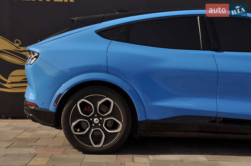 Внедорожник / Кроссовер Ford Mustang Mach-E 2022 в Киеве