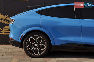 Внедорожник / Кроссовер Ford Mustang Mach-E 2022 в 