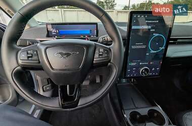 Внедорожник / Кроссовер Ford Mustang Mach-E 2023 в 