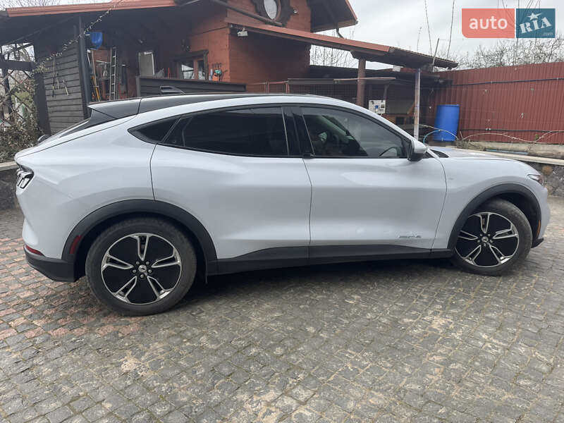 Позашляховик / Кросовер Ford Mustang Mach-E 2021 в Вінниці