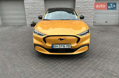 Внедорожник / Кроссовер Ford Mustang Mach-E 2022 в 