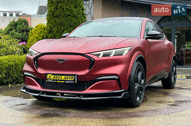 Внедорожник / Кроссовер Ford Mustang Mach-E 2021 в 
