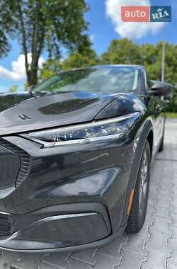 Внедорожник / Кроссовер Ford Mustang Mach-E 2022 в 