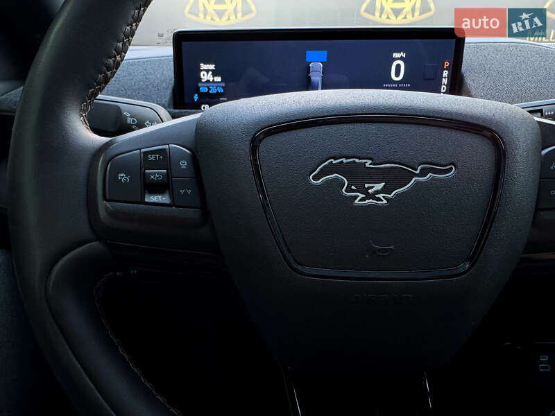 Внедорожник / Кроссовер Ford Mustang Mach-E 2022 в Киеве