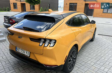Внедорожник / Кроссовер Ford Mustang Mach-E 2021 в 