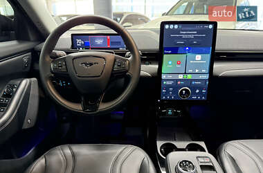 Внедорожник / Кроссовер Ford Mustang Mach-E 2022 в 
