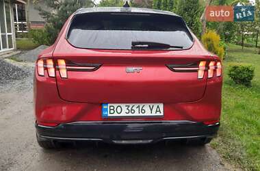 Внедорожник / Кроссовер Ford Mustang Mach-E 2022 в 