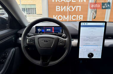 Внедорожник / Кроссовер Ford Mustang Mach-E 2022 в 