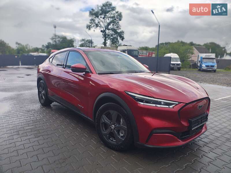Внедорожник / Кроссовер Ford Mustang Mach-E 2021 в 