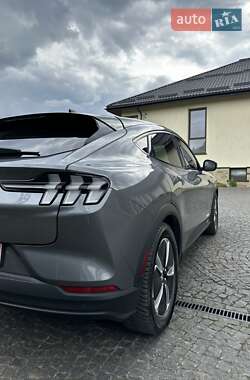 Внедорожник / Кроссовер Ford Mustang Mach-E 2021 в 