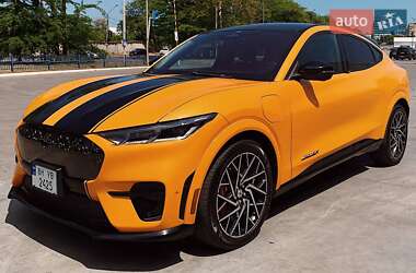 Внедорожник / Кроссовер Ford Mustang Mach-E 2021 в 