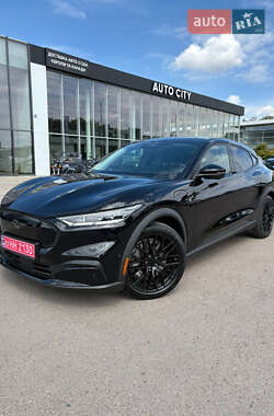 Внедорожник / Кроссовер Ford Mustang Mach-E 2021 в 