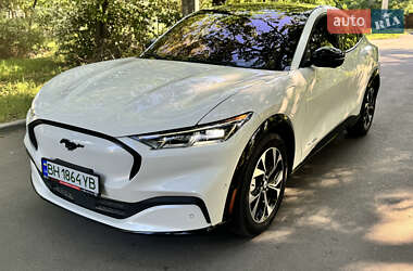 Внедорожник / Кроссовер Ford Mustang Mach-E 2021 в 