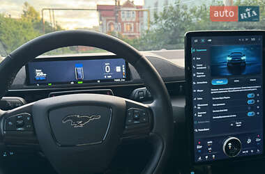 Внедорожник / Кроссовер Ford Mustang Mach-E 2021 в 