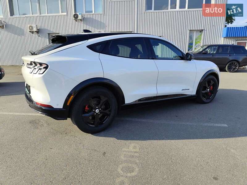 Позашляховик / Кросовер Ford Mustang Mach-E 2023 в Києві