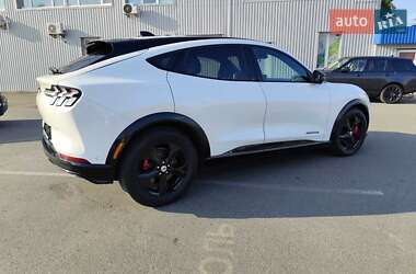 Внедорожник / Кроссовер Ford Mustang Mach-E 2023 в 