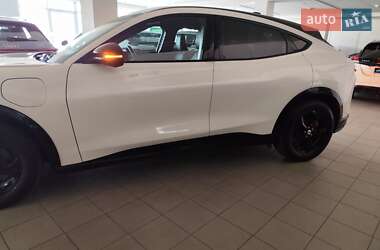 Внедорожник / Кроссовер Ford Mustang Mach-E 2023 в 