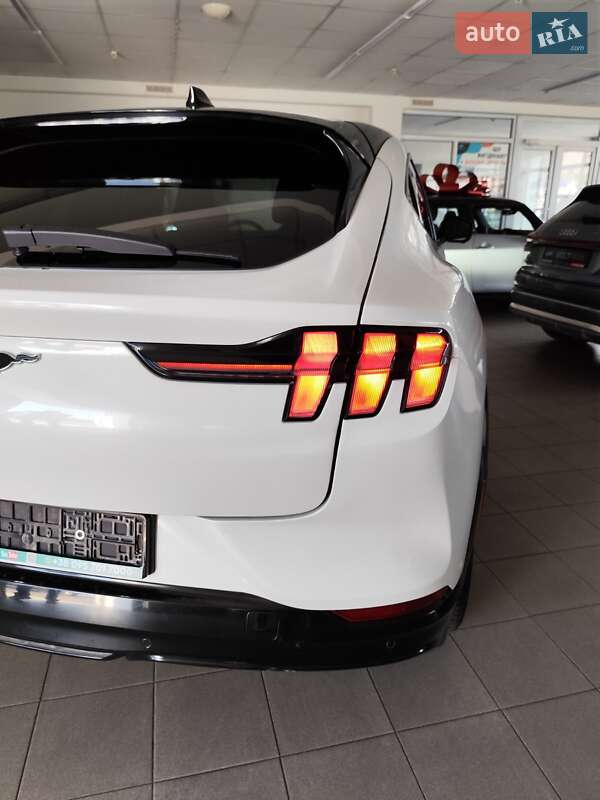 Позашляховик / Кросовер Ford Mustang Mach-E 2023 в Києві