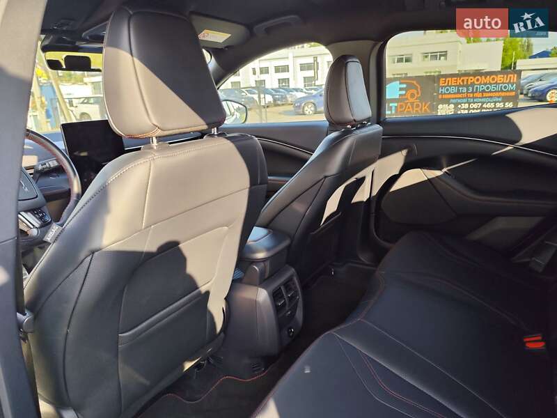 Позашляховик / Кросовер Ford Mustang Mach-E 2023 в Києві