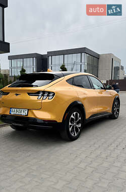 Внедорожник / Кроссовер Ford Mustang Mach-E 2022 в 