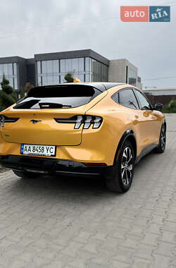 Внедорожник / Кроссовер Ford Mustang Mach-E 2022 в 
