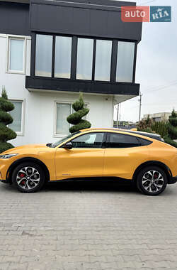 Внедорожник / Кроссовер Ford Mustang Mach-E 2022 в 