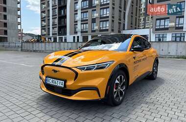Позашляховик / Кросовер Ford Mustang Mach-E 2023 в 