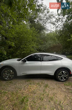 Внедорожник / Кроссовер Ford Mustang Mach-E 2023 в 