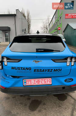 Внедорожник / Кроссовер Ford Mustang Mach-E 2022 в 
