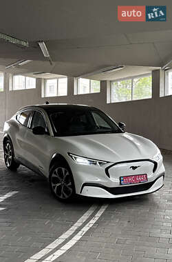 Внедорожник / Кроссовер Ford Mustang Mach-E 2021 в 