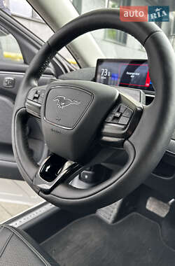 Внедорожник / Кроссовер Ford Mustang Mach-E 2021 в 