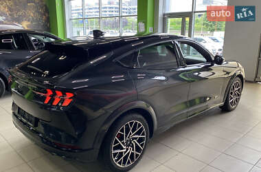 Внедорожник / Кроссовер Ford Mustang Mach-E 2021 в 