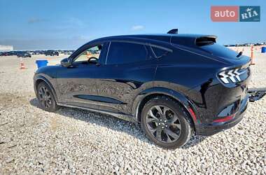 Позашляховик / Кросовер Ford Mustang Mach-E 2023 в 