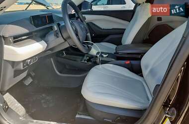 Позашляховик / Кросовер Ford Mustang Mach-E 2023 в 