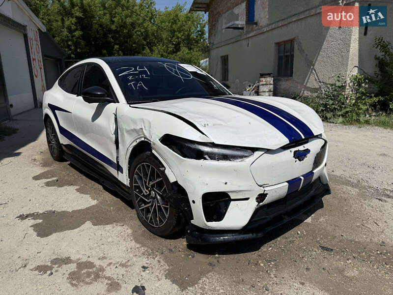 Внедорожник / Кроссовер Ford Mustang Mach-E 2023 в Тернополе фото 3 Внедорожник / Кроссовер Ford Mustang Mach-E 2023 в Тернополе