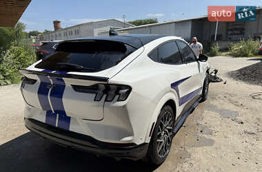 Позашляховик / Кросовер Ford Mustang Mach-E 2023 в 