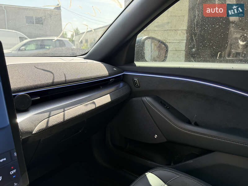 Внедорожник / Кроссовер Ford Mustang Mach-E 2023 в Тернополе фото 31 Внедорожник / Кроссовер Ford Mustang Mach-E 2023 в Тернополе