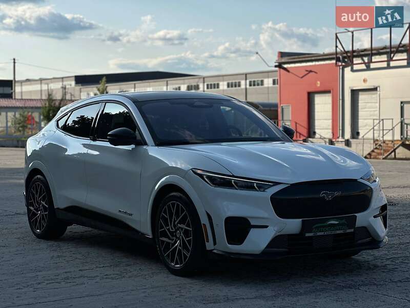 Внедорожник / Кроссовер Ford Mustang Mach-E 2021 в Киеве