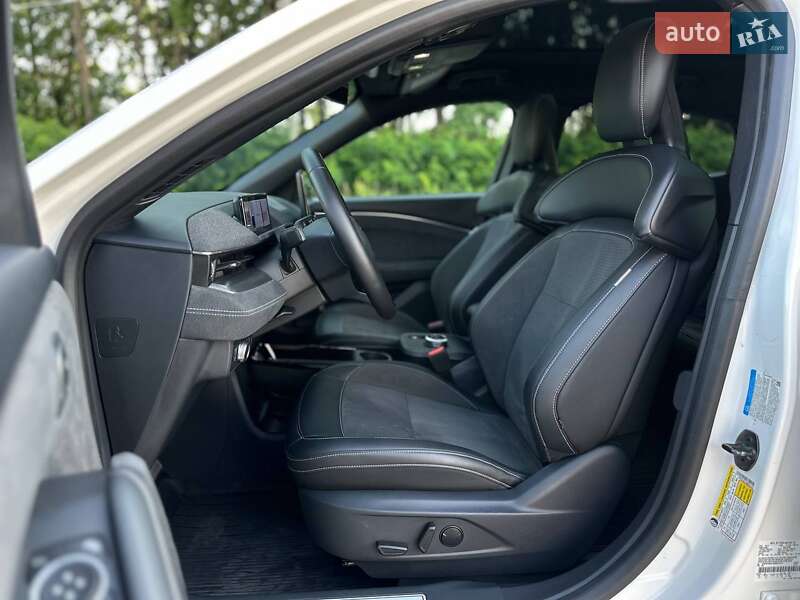 Внедорожник / Кроссовер Ford Mustang Mach-E 2021 в Киеве