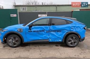 Позашляховик / Кросовер Ford Mustang Mach-E 2022 в 