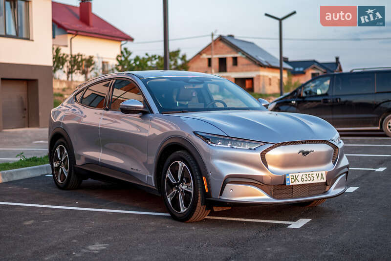 Внедорожник / Кроссовер Ford Mustang Mach-E 2022 в 