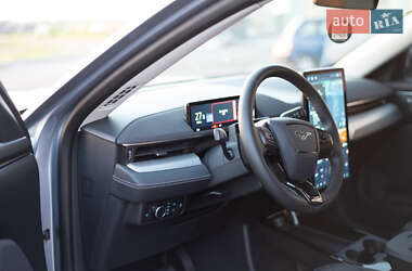 Внедорожник / Кроссовер Ford Mustang Mach-E 2022 в 