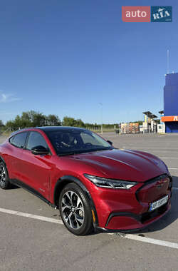 Внедорожник / Кроссовер Ford Mustang Mach-E 2021 в 