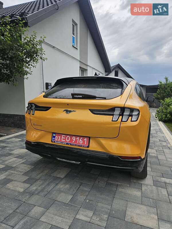 Внедорожник / Кроссовер Ford Mustang Mach-E 2022 в Остроге