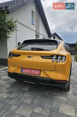 Внедорожник / Кроссовер Ford Mustang Mach-E 2022 в 