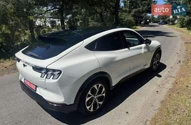 Внедорожник / Кроссовер Ford Mustang Mach-E 2021 в 